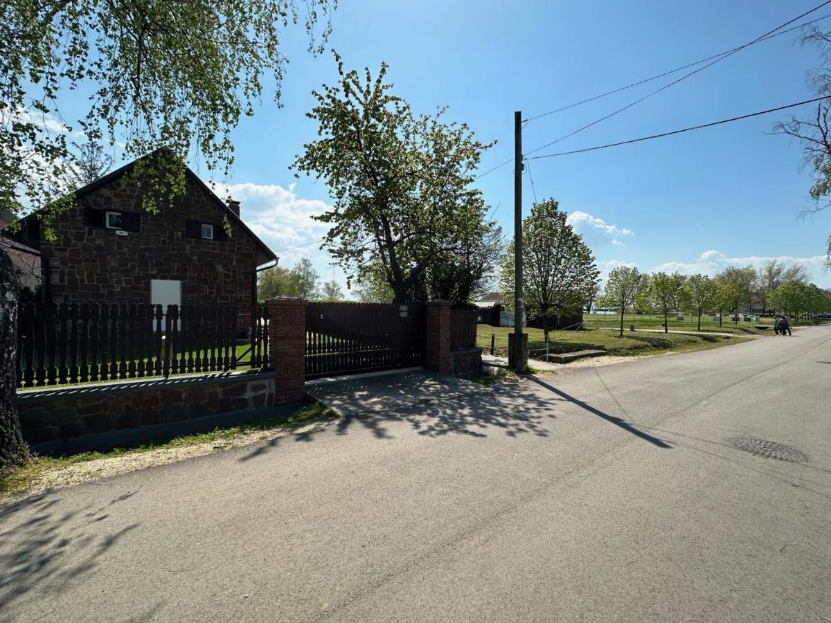 Hangulatos Balaton Parti Nyaralo Révfülöp Exterior foto